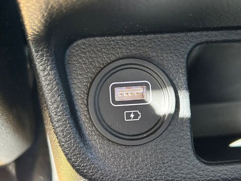 Used 2021 Kia Seltos EX image 23