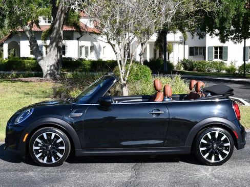 Used 2024 MINI Cooper S w/ Signature Upholstery Package FWD image 27