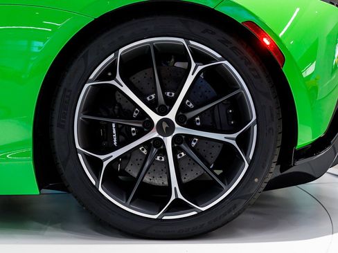 New 2026 McLaren Artura Spider image 32