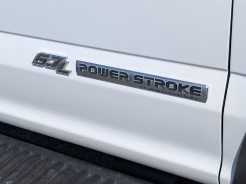 Used 2019 Ford F550 2WD Regular Cab Super Duty image 14