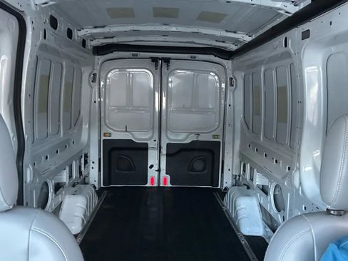 Used 2016 Ford Transit 250 148 Medium Roof image 15