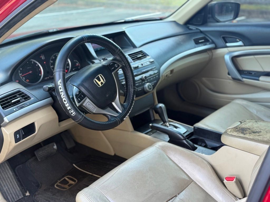 Used 2011 Honda Accord EX-L image 11