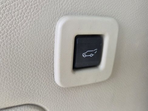 Used 2017 Ford Expedition Limited w/ Equipment Group 301A image 12