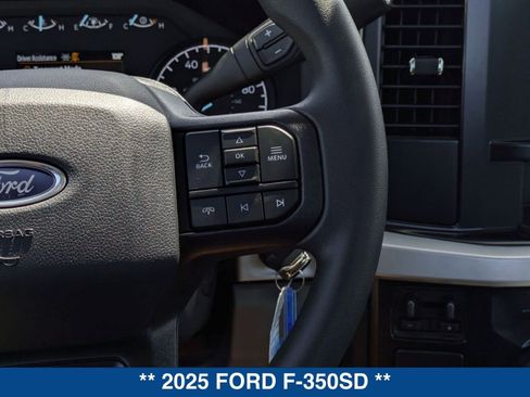 New 2025 Ford F350 XL w/ XL Chrome Package image 19