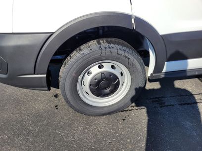 New 2025 Ford Transit 250 Low Roof w/ Load Area Protection Package