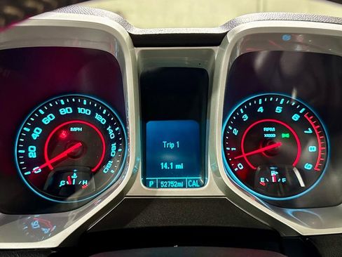 Used 2014 Chevrolet Camaro SS image 13