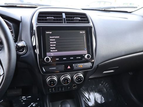 Used 2020 Mitsubishi Outlander Sport ES image 24
