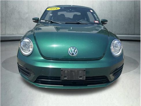 Used 2018 Volkswagen Beetle 2.0T S FWD image 5