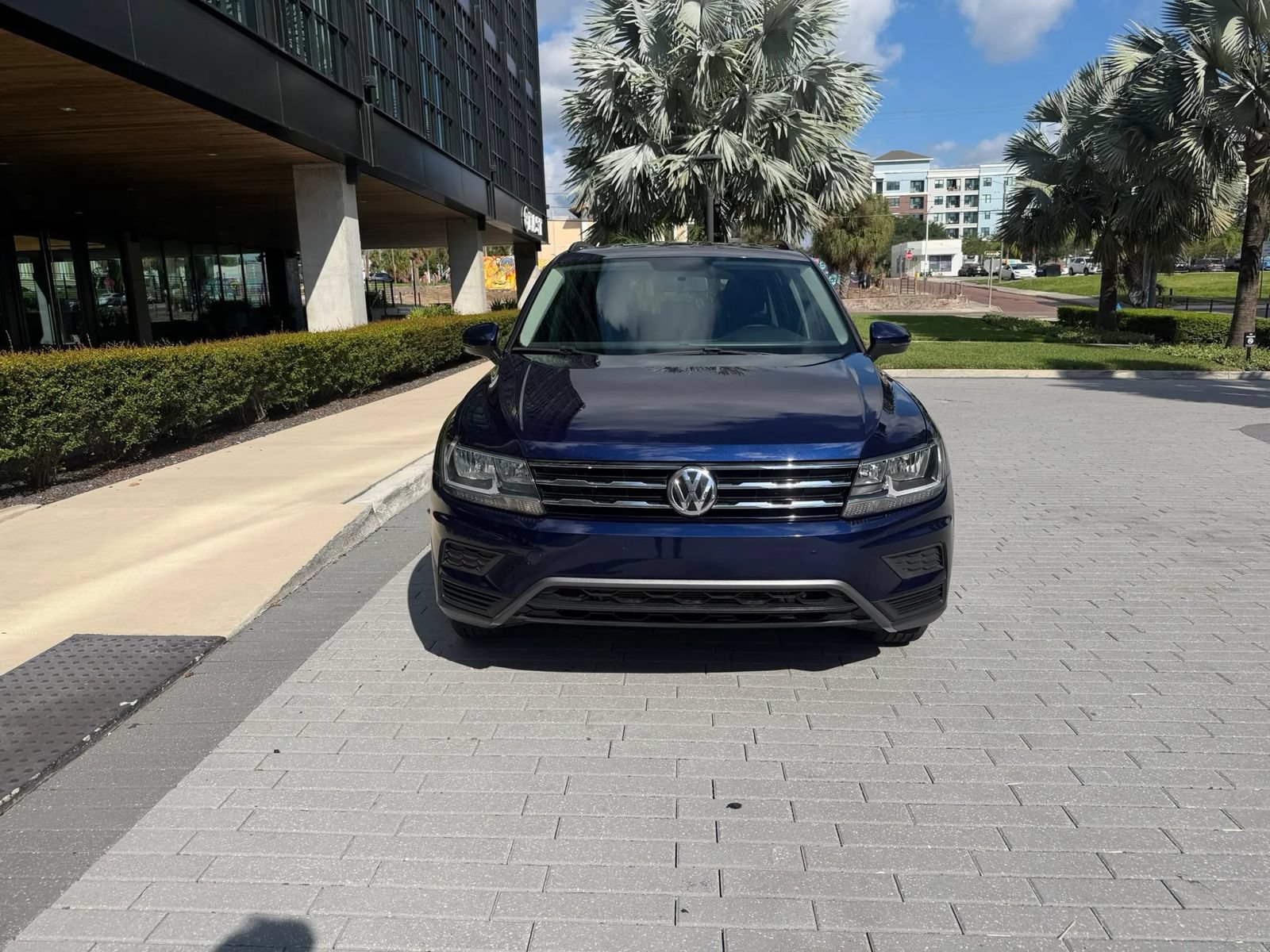 Used 2021 Volkswagen Tiguan S FWD image 2