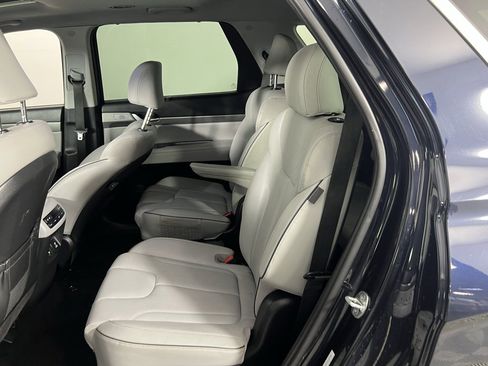 Used 2023 Hyundai Palisade SEL w/ Premium Package image 25