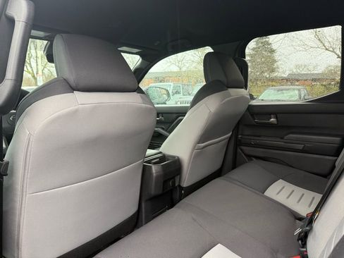 Used 2026 Toyota Tacoma TRD Off-Road image 15