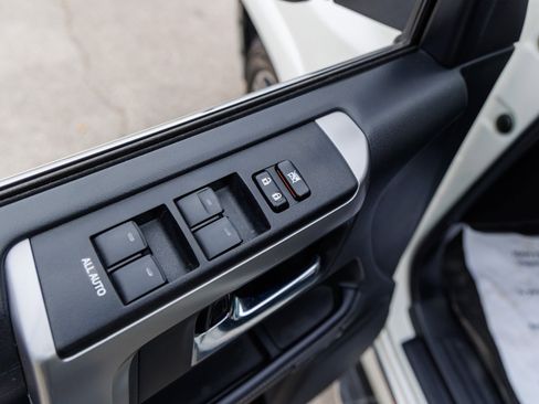 Used 2021 Toyota 4Runner Limited image 32