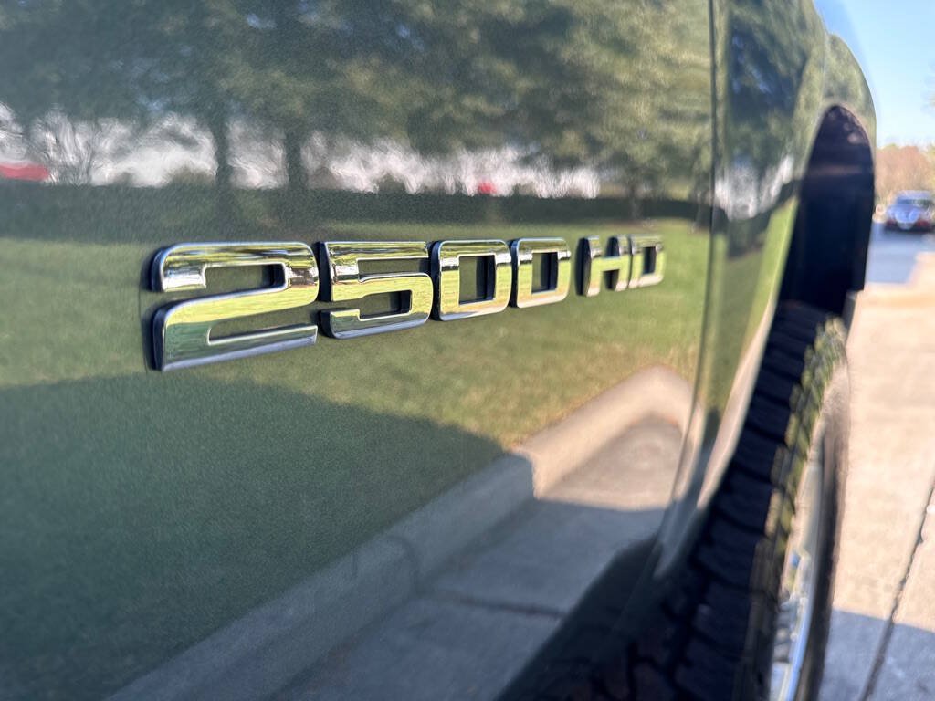 Used 2013 GMC Sierra 2500 SLT w/ SLT Convenience Package AWD/4WD image 8