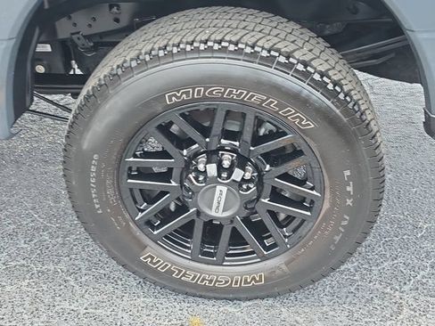 Certified 2021 Ford F250 Lariat AWD/4WD image 8