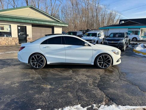Used 2018 Mercedes-Benz CLA 250 4MATIC image 6