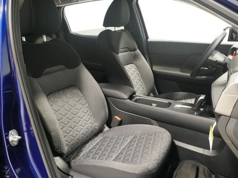 New 2026 Nissan Kicks SV image 15