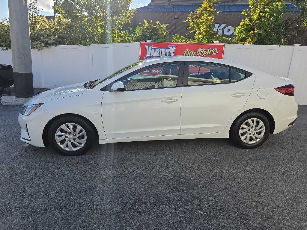 Used 2019 Hyundai Elantra SE FWD image 10