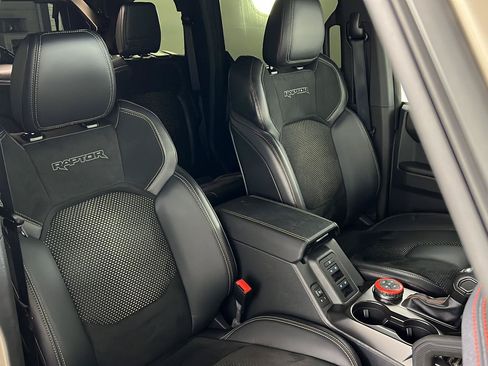Used 2025 Ford Bronco Raptor AWD/4WD image 23