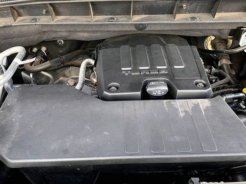 Used 2024 GMC Sierra 1500 Elevation AWD/4WD image 11