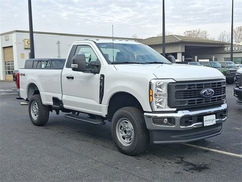 New 2026 Ford F250 XL w/ XL Chrome Package image 2