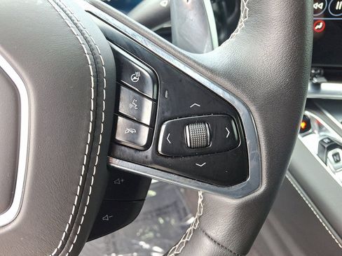 Used 2022 Chevrolet Corvette Stingray Premium Conv w/ Z51 Performance Package image 21