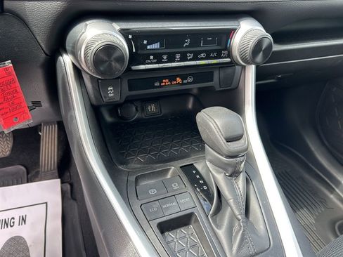 Used 2023 Toyota RAV4 LE image 10