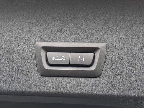 Used 2025 BMW X3 xDrive30i w/ Premium Package image 29