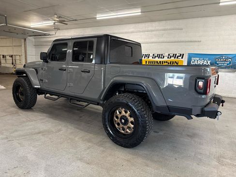 Used 2022 Jeep Gladiator Sport AWD/4WD image 2