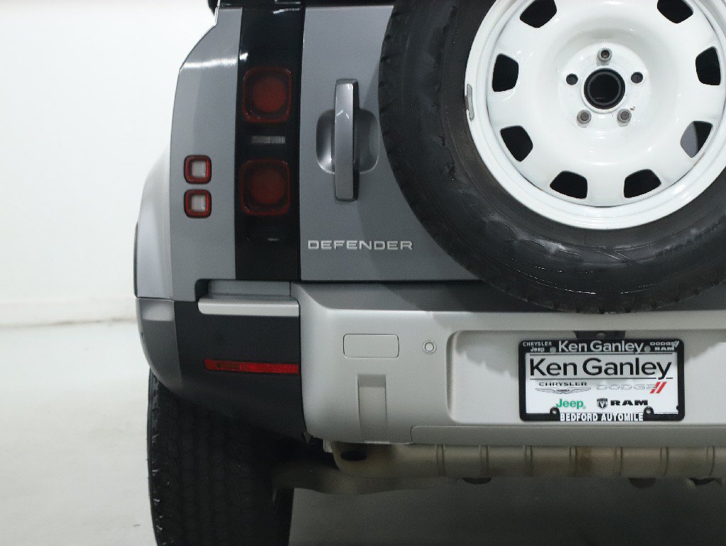 Used 2022 Land Rover Defender 90 S AWD/4WD image 44