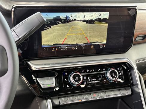 New 2026 GMC Sierra 2500 Denali Ultimate AWD/4WD image 13