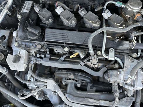 Used 2023 Toyota Corolla LE image 23