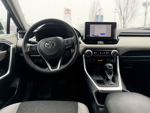 Certified 2023 Toyota RAV4 XLE image 21