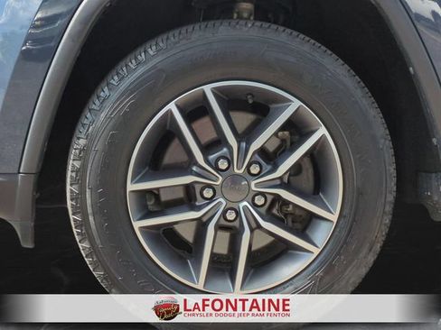 Used 2021 Jeep Grand Cherokee Limited AWD/4WD image 34