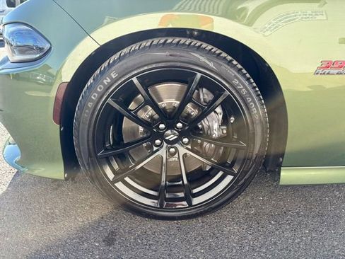 Used 2022 Dodge Charger Scat Pack w/ Dynamics Package image 9