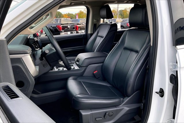 Certified 2024 Ford Expedition XLT AWD/4WD image 23