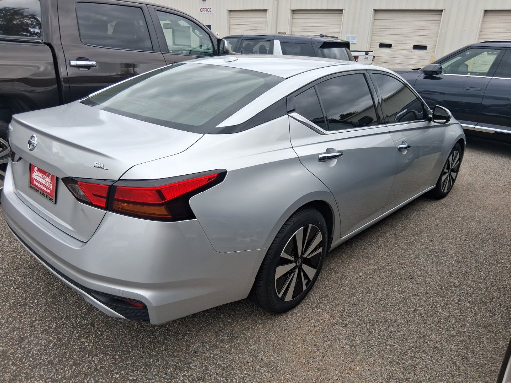 Used 2019 Nissan Altima 2.5 SL FWD image 6