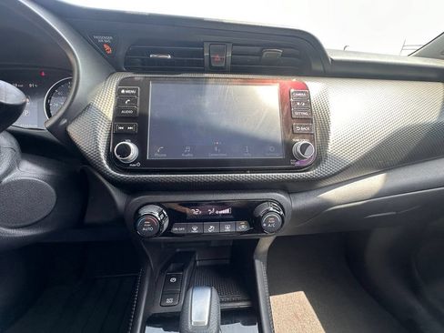 Used 2022 Nissan Kicks SV FWD image 21