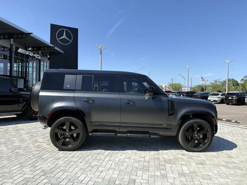 Used 2024 Land Rover Defender 110 Carpathian Edition AWD/4WD image 7
