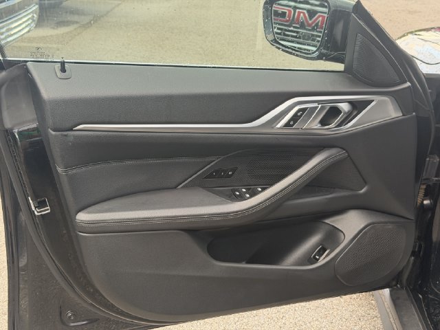 Used 2024 BMW i4 xDrive40i AWD/4WD image 33