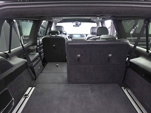 Used 2024 Jeep Grand Wagoneer L Series II w/ Quick Order Packagew 28T image 32