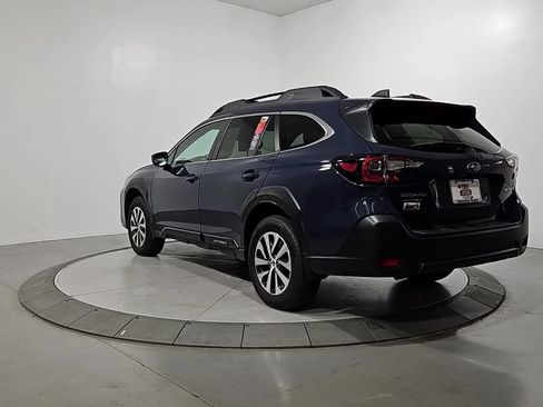 Certified 2025 Subaru Outback Premium AWD/4WD image 3
