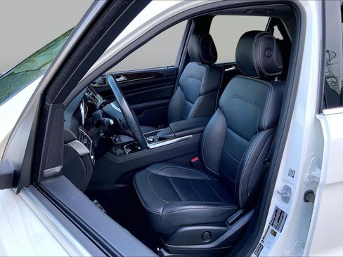 Used 2015 Mercedes-Benz ML 350 4MATIC image 9