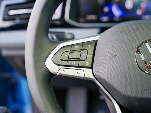 New 2025 Volkswagen Jetta SE image 11