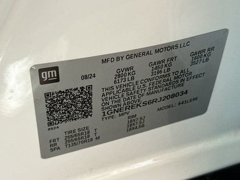 Used 2024 Chevrolet Traverse LS w/ LPO, Floor Liner Package FWD image 32