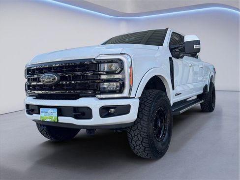 Used 2023 Ford F250 Lariat AWD/4WD image 1