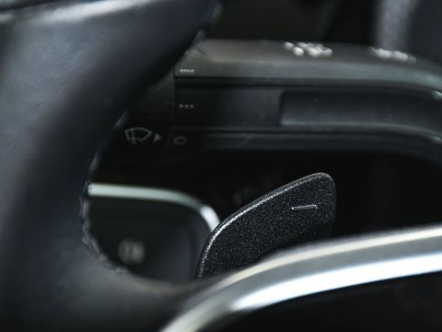 Used 2020 Mercedes-Benz CLA 250 4MATIC image 40
