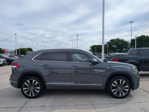 Used 2022 Volkswagen Atlas Cross Sport SEL Premium R-Line AWD/4WD image 3