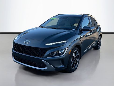 Used 2022 Hyundai Kona Limited image 7