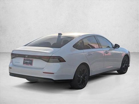 New 2025 Honda Accord SE image 2