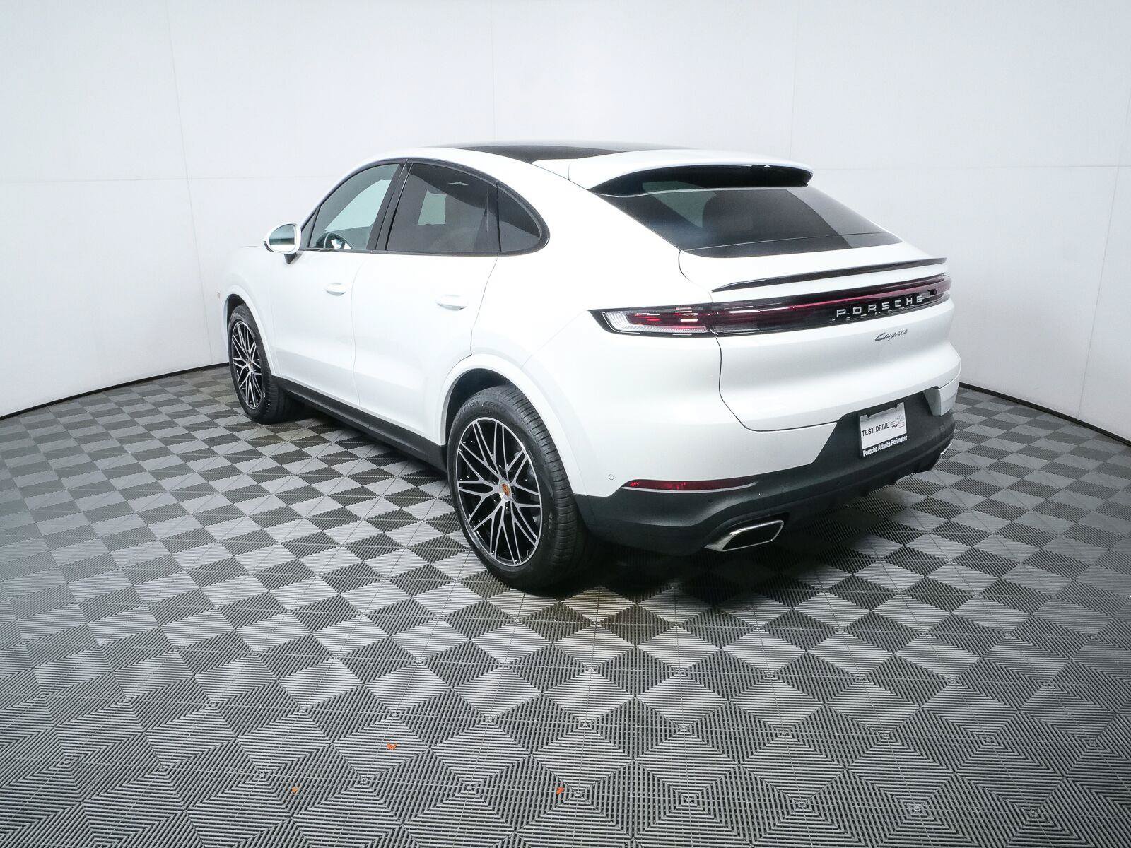 New 2026 Porsche Cayenne Coupe AWD/4WD image 3